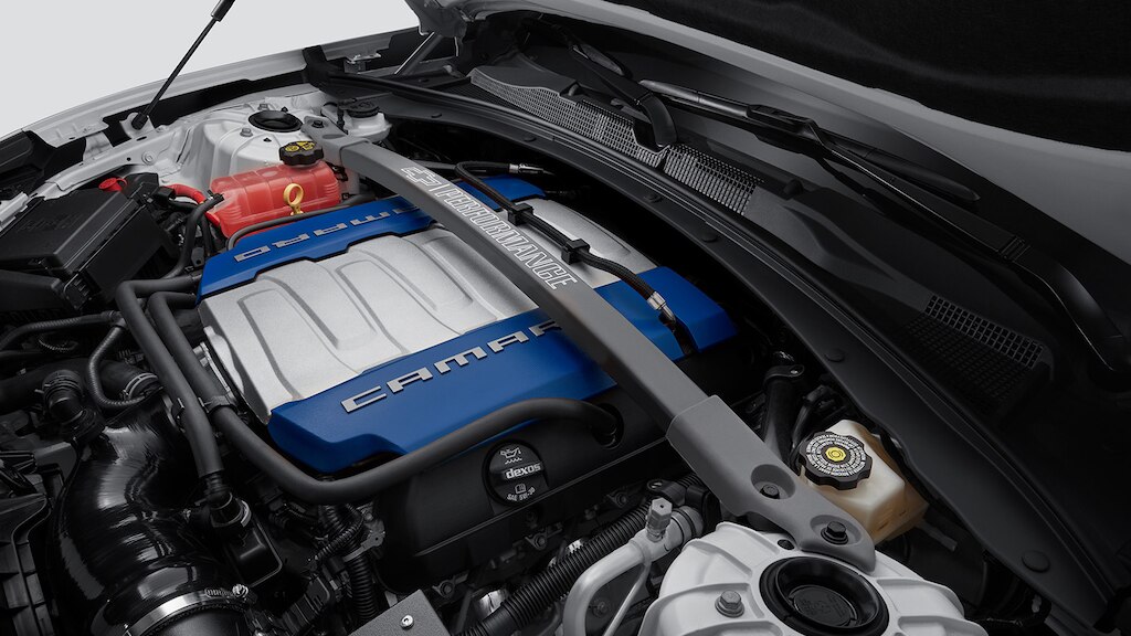 Viga estructural de 6.2L con emblema performance para Chevrolet Camaro 2024